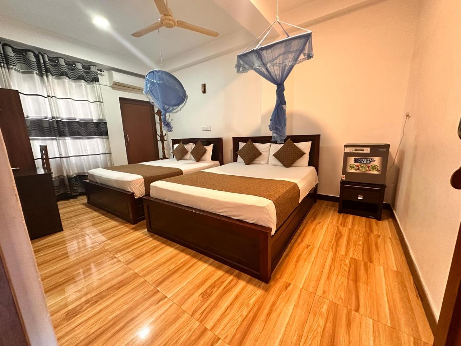 Holiday Villa Trincomalee Exterior photo